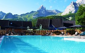 ISKÖ BaseCamp&Hôtel